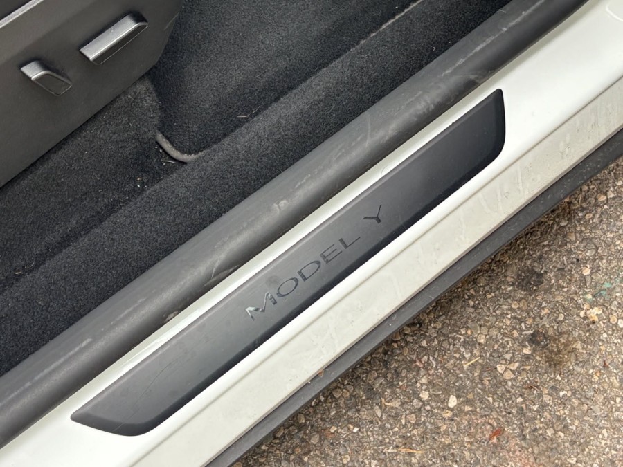 TESLA d'occasion MODEL Y Standard RWD de 2023 Nice (06)﻿