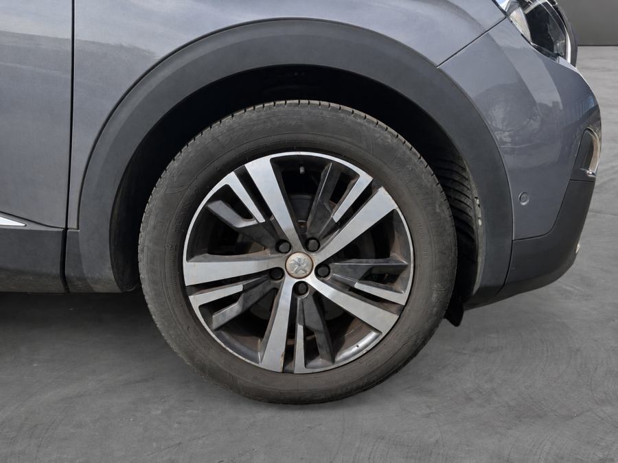 PEUGEOT d'occasion 3008 1.2 130 de 2018 Pamiers (09)﻿