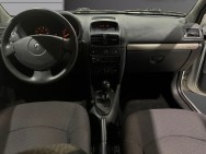 RENAULT d'occasion CLIO Clio 2 phase 2 1.2 Confort de 2003