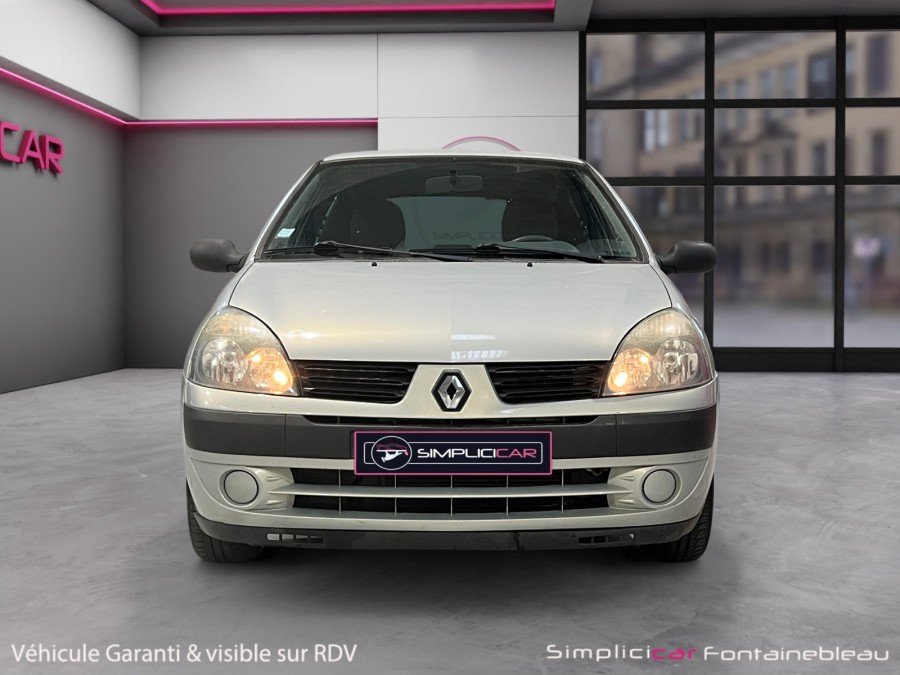 RENAULT d'occasion CLIO Clio 2 phase 2 1.2 Confort de 2003