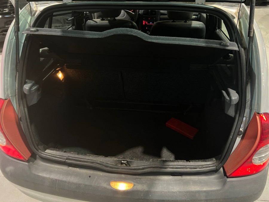RENAULT d'occasion CLIO Clio 2 phase 2 1.2 Confort de 2003