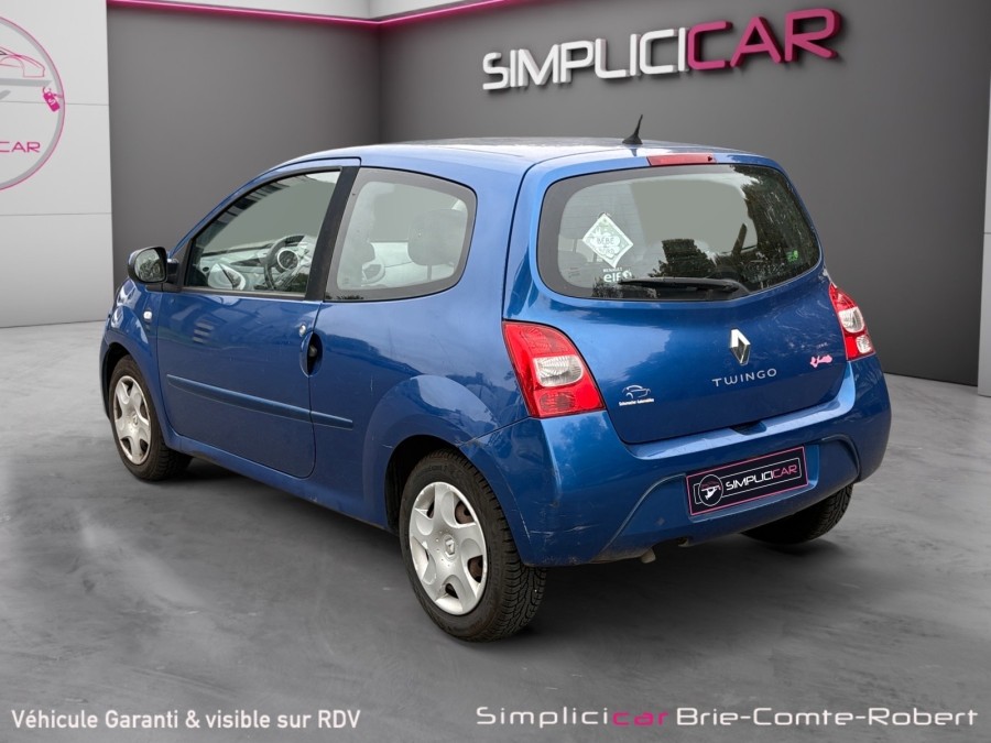 RENAULT d'occasion TWINGO II 1.2i - 16v de 2010 Brie Comte Robert