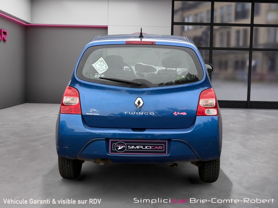 RENAULT d'occasion TWINGO II 1.2i - 16v de 2010 Brie Comte Robert