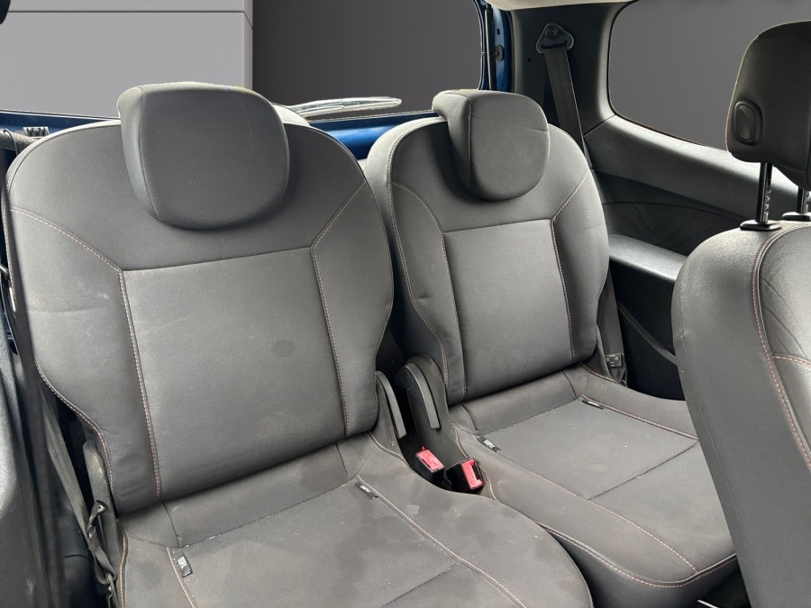 RENAULT d'occasion TWINGO II 1.2i - 16v de 2010 Brie Comte Robert