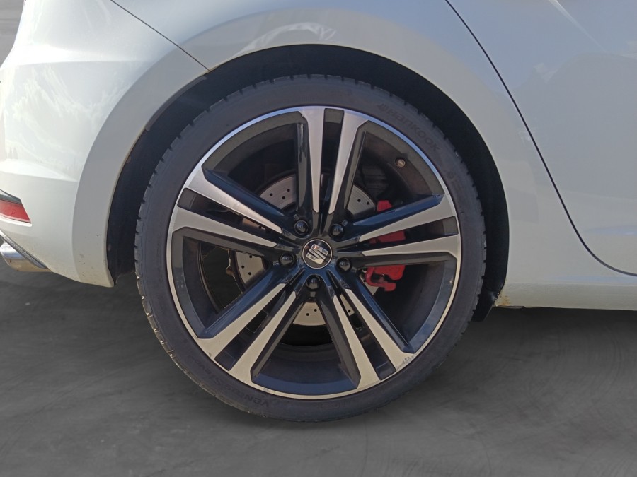SEAT d'occasion LEON III 2 TSI 290 CUPRA DSG AUTO de 2016 Rennes (35)﻿