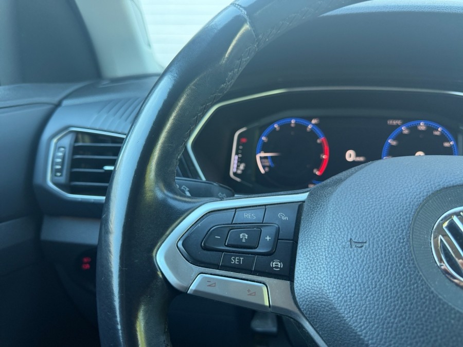 VOLKSWAGEN d'occasion T-CROSS 1.0 TSI 115 FIRST EDITION de 2019 Salon