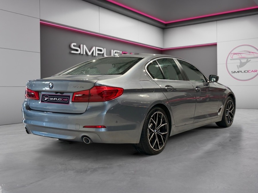 BMW d'occasion 530 2 E 183 HYBRIDE LOUNGE AUTO de 2019 Magny-en-Vexin