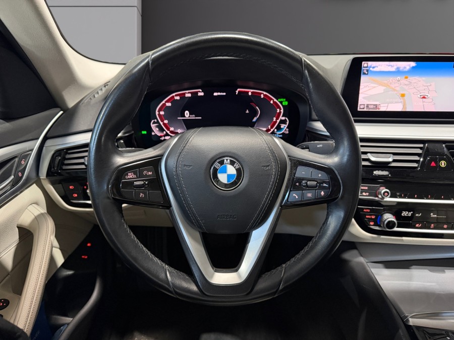 BMW d'occasion 530 2 E 183 HYBRIDE LOUNGE AUTO de 2019 Magny-en-Vexin
