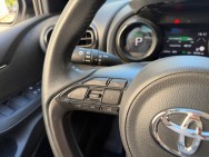 TOYOTA d'occasion YARIS IV 1.5 HYBRIDE 116H ICONIC CVT de 2021 Nîmes