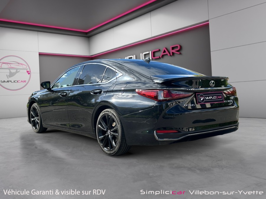 LEXUS d'occasion ES 300h F SPORT Executive de 2022 Villebon Sur