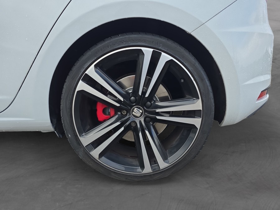SEAT d'occasion LEON 2.0 TSI 280ch Cupra 280 Start&Stop DSG de 2015