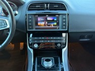 JAGUAR d'occasion XE 2.0L D 180 PURE BA de 2016 La Ciotat (13)﻿