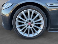 JAGUAR d'occasion XE 2.0L D 180 PURE BA de 2016 La Ciotat (13)﻿