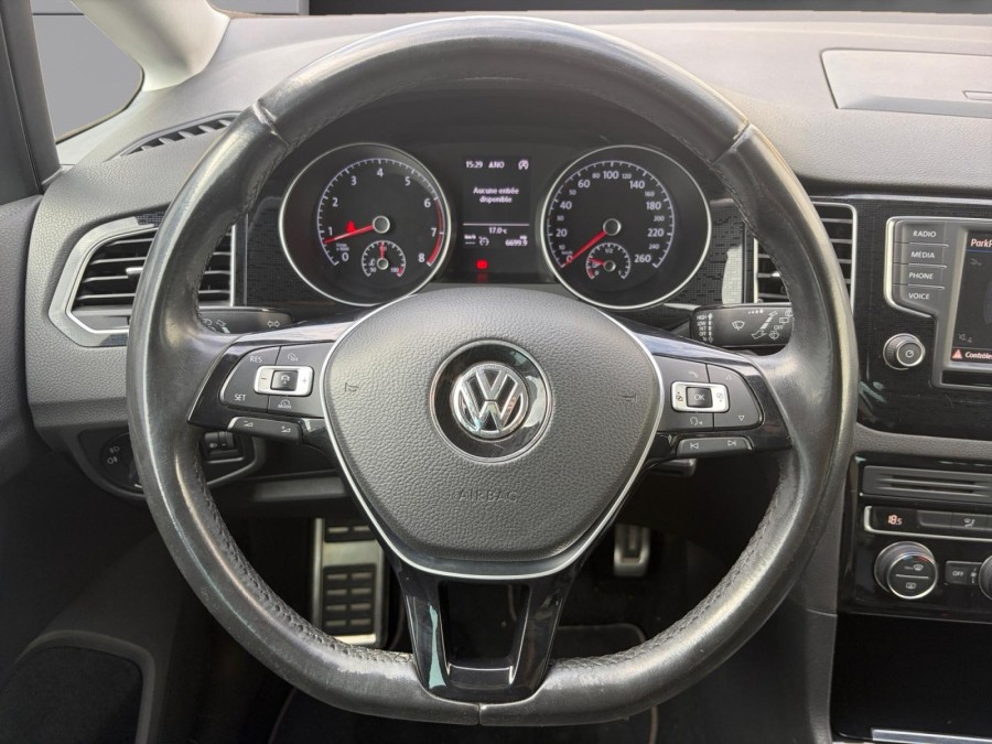VOLKSWAGEN d'occasion GOLFSPORTSVAN 1.4 TSI 125 SOUND de 2017 Lyon St