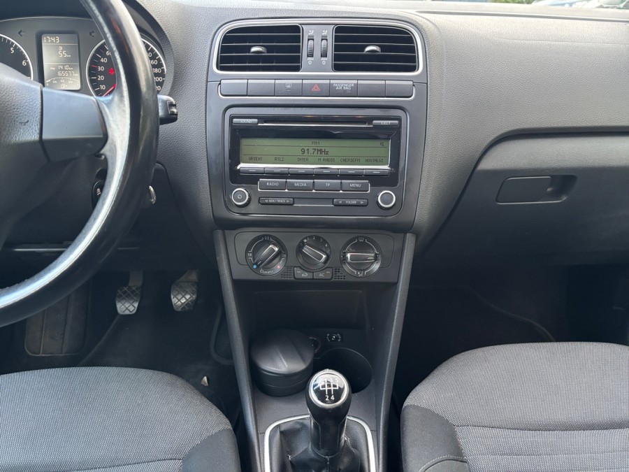 VOLKSWAGEN d'occasion POLO 1.2 70 TRENDLINE de 2010 Orgeval Verneuil