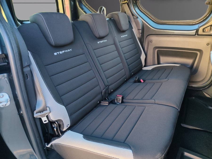 DACIA d'occasion DOKKER 1.5 BLUE DCI 95 STEPWAY de 2020 Perpignan
