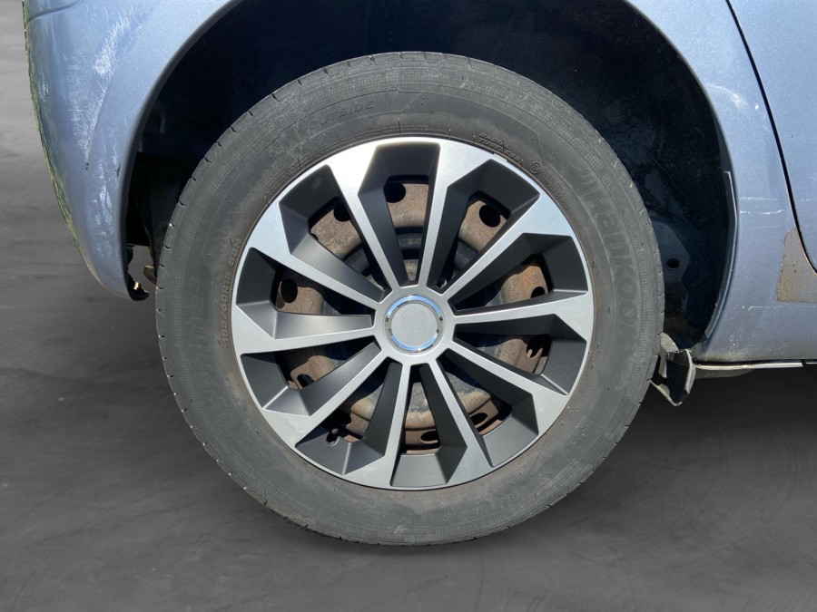 TOYOTA d'occasion YARIS 1.4 D-4D 90 CONFORT PACK de 2010 Brest (29)﻿