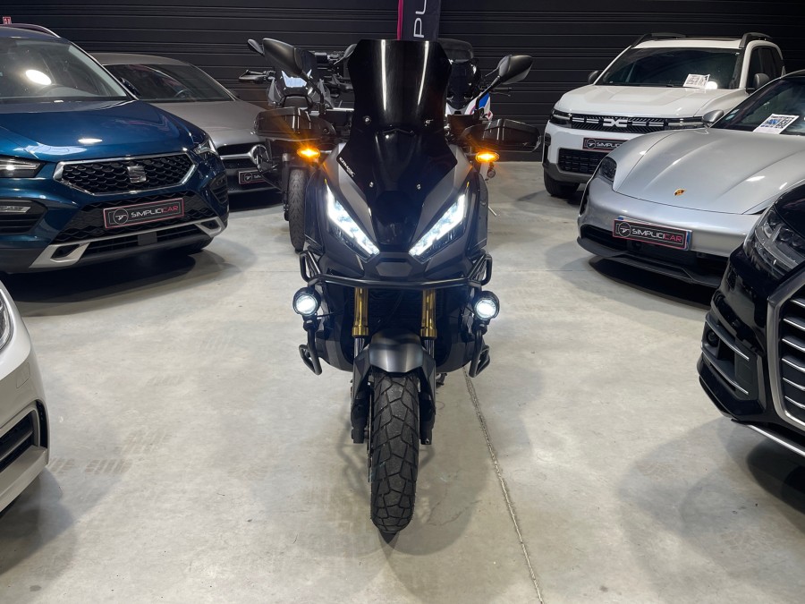 HONDA d'occasion X-ADV750 X-ADV 750 DCT ABS 2024 de 2024 Lyon Nord
