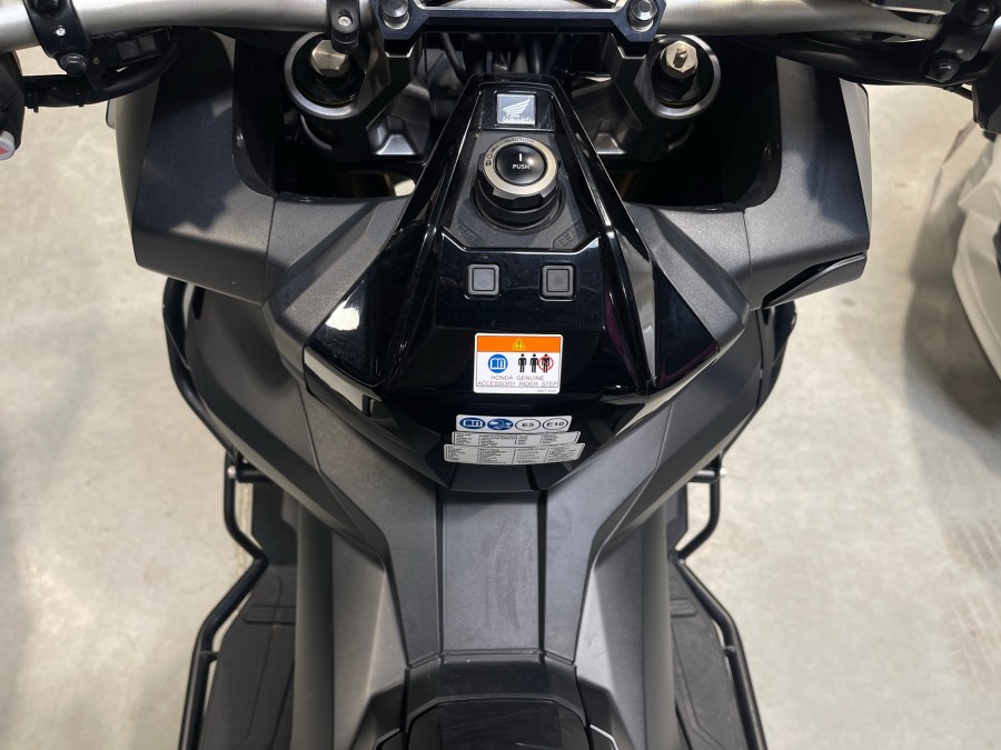 HONDA d'occasion X-ADV750 X-ADV 750 DCT ABS 2024 de 2024 Lyon Nord