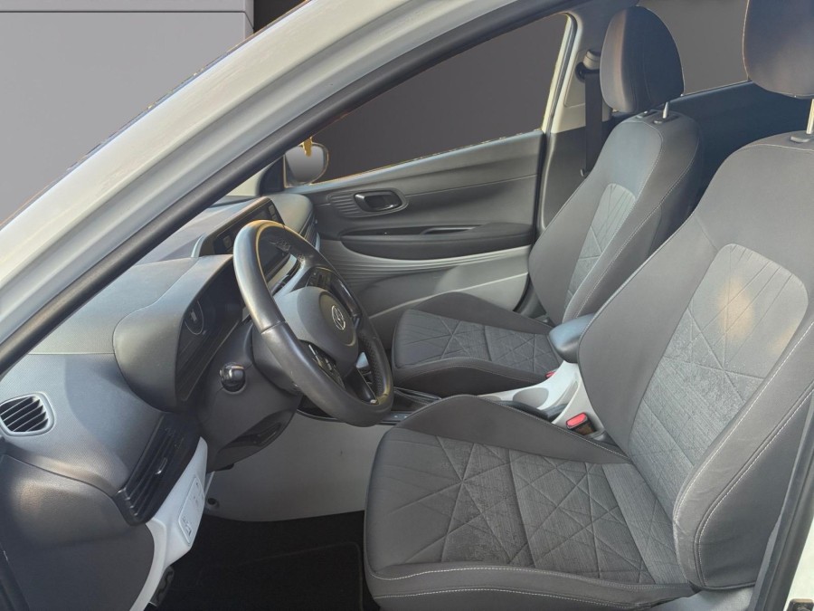 HYUNDAI d'occasion BAYON 1.0 T-GDI 100 HYBRID 48V CREATIVE DCT de