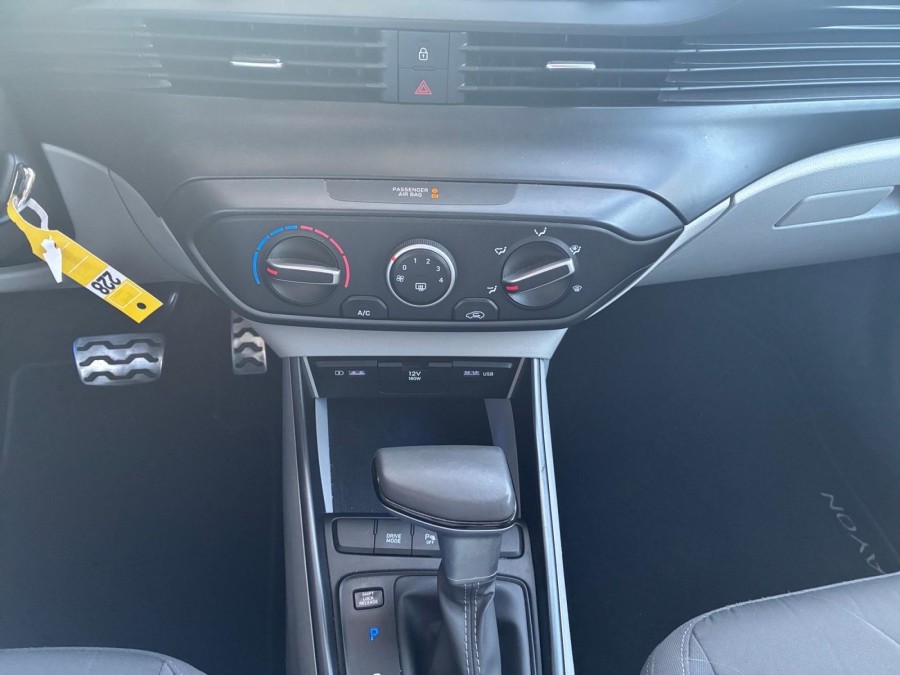 HYUNDAI d'occasion BAYON 1.0 T-GDI 100 HYBRID 48V CREATIVE DCT de