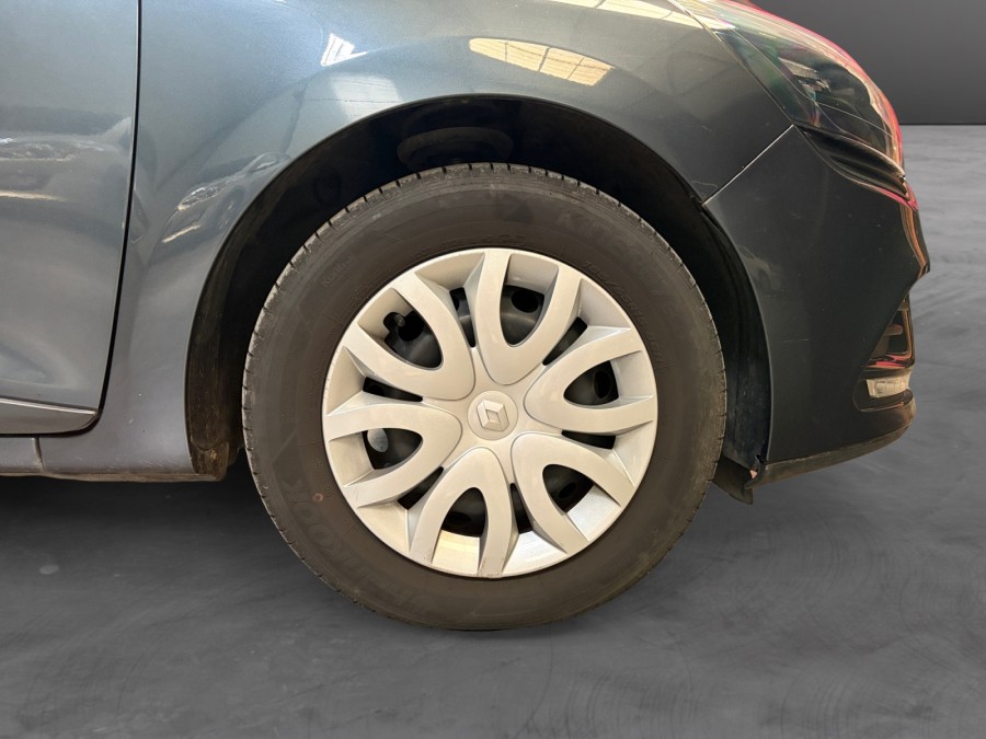 RENAULT d'occasion CLIO 1.2 16V 75 TREND de 2016 St Jean du Cardonnay