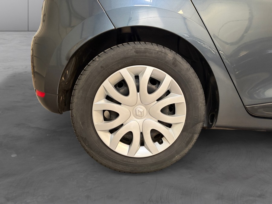 RENAULT d'occasion CLIO 1.2 16V 75 TREND de 2016 St Jean du Cardonnay