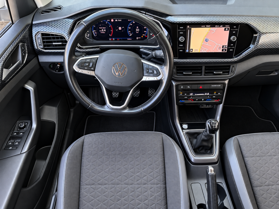 VOLKSWAGEN d'occasion T-CROSS 1 TSI 110 R LINE de 2022 Lyon St Priest