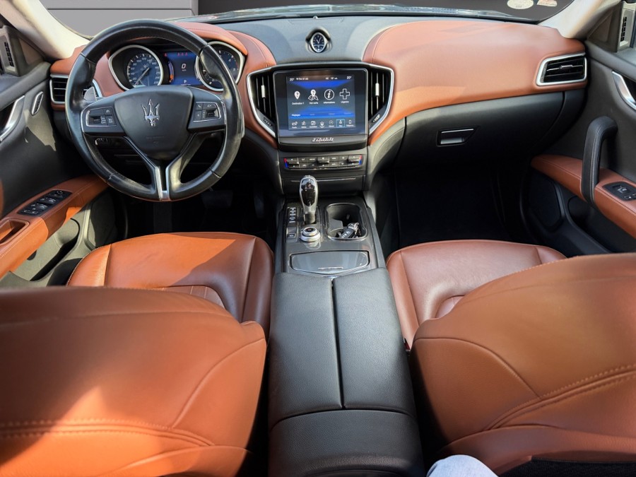 MASERATI d'occasion GHIBLI 3.0 V6 275ch Diesel de 2017 Caen (14)﻿