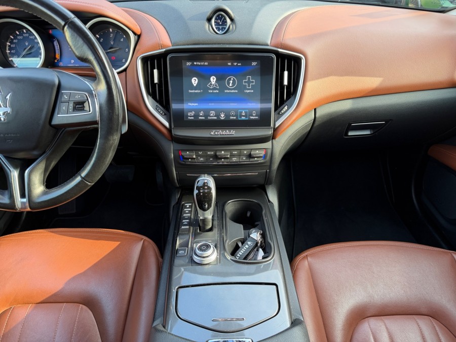 MASERATI d'occasion GHIBLI 3.0 V6 275ch Diesel de 2017 Caen (14)﻿