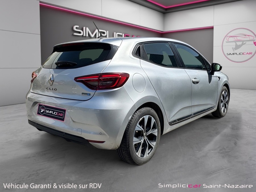 RENAULT d'occasion CLIO 1.6 E-TECH 140 LUTECIA de 2021 Saint Nazaire