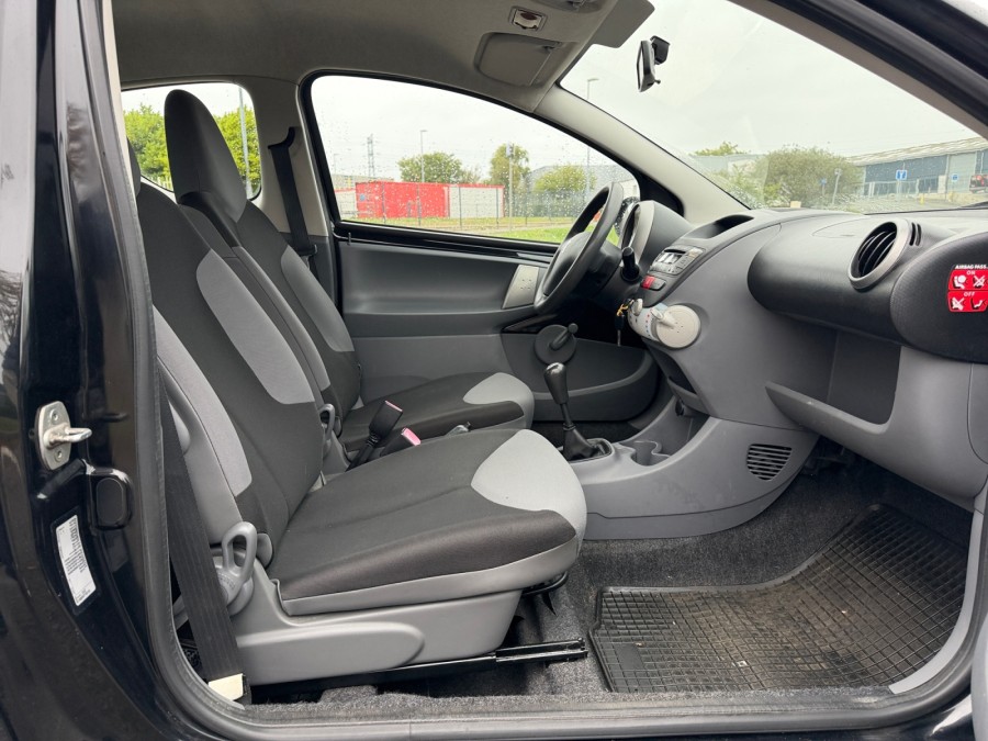 PEUGEOT d'occasion 107 1.0i 68 de 2008 Brest (29)﻿