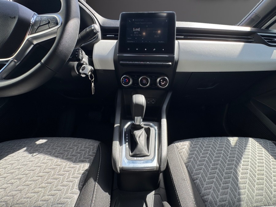 RENAULT d'occasion CLIO 1.6 E-TECH 140 LUTECIA de 2021 Saint Nazaire