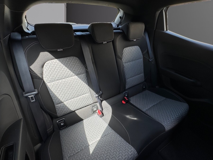 RENAULT d'occasion CLIO 1.6 E-TECH 140 LUTECIA de 2021 Saint Nazaire