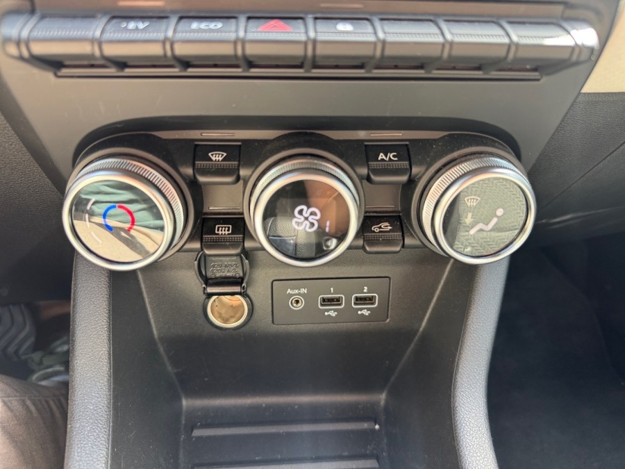 RENAULT d'occasion CLIO 1.6 E-TECH 140 LUTECIA de 2021 Saint Nazaire