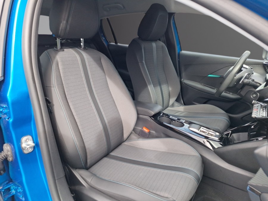 PEUGEOT d'occasion 208 1.2 puretech100CH ALLURE EAT8 de 2022 Le Puy