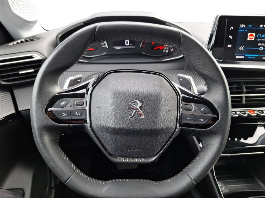 PEUGEOT d'occasion 208 1.2 puretech100CH ALLURE EAT8 de 2022 Le Puy