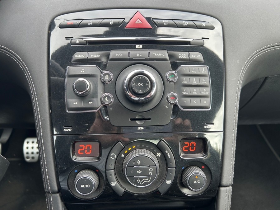 PEUGEOT d'occasion RCZ 1.6 THP 16v 200ch de 2012 Champigny sur Marne