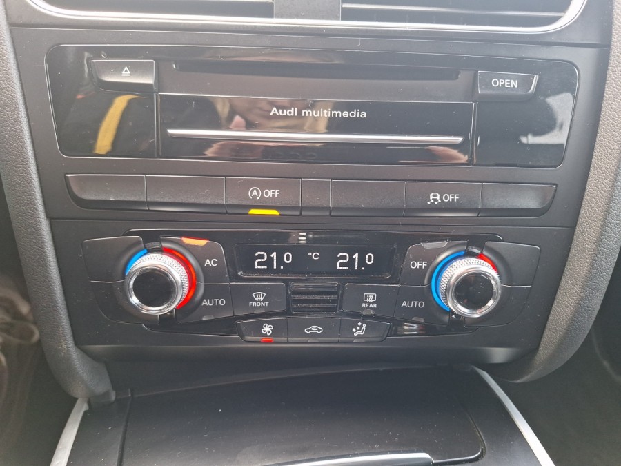 AUDI d'occasion A4 2.0 TDI 143 DPF S LINE MULTITRONIC de 2012 Le Puy