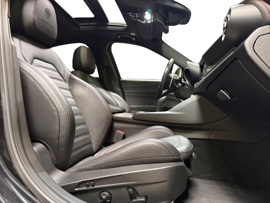 ALFA ROMEO d'occasion GIULIA 2.2D 160 COMPETIZIONE AT de 2023