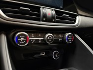 ALFA ROMEO d'occasion GIULIA 2.2D 160 COMPETIZIONE AT de 2023