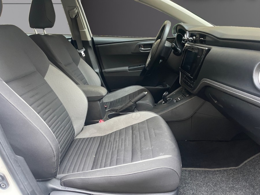 TOYOTA d'occasion AURIS II 1.8 VVTI 136H DYNAMIC TOURING SPORTS AUTO