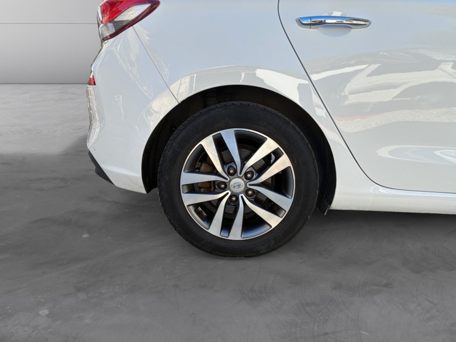 HYUNDAI d'occasion I30 1.4 T-GDi 140ch Creative DCT-7 de 2017 Nice