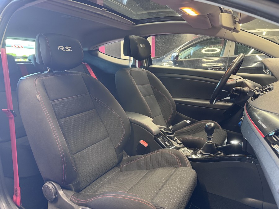RENAULT d'occasion MEGANE 2.0T 265ch Stop&Start RS de 2014 Villebon