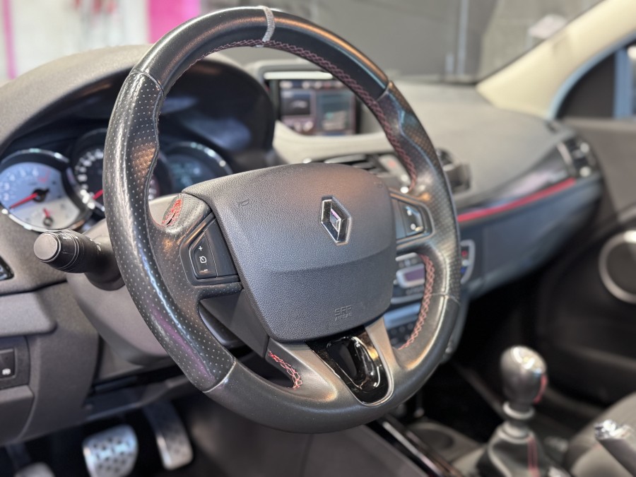 RENAULT d'occasion MEGANE 2.0T 265ch Stop&Start RS de 2014 Villebon