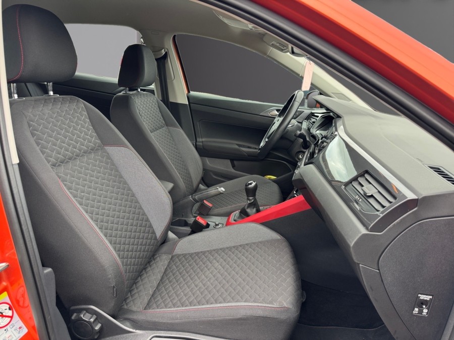 VOLKSWAGEN d'occasion POLO 1 TSI 95 CONFORTLINE de 2019 Montreuil