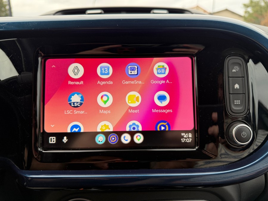 RENAULT d'occasion TWINGO 0.9 TCe 95ch Signature de 2020 Champigny
