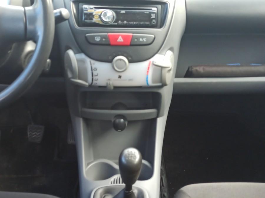 TOYOTA d'occasion AYGO 1.0 VVT-i 68 5P de 2009 Brest (29)﻿
