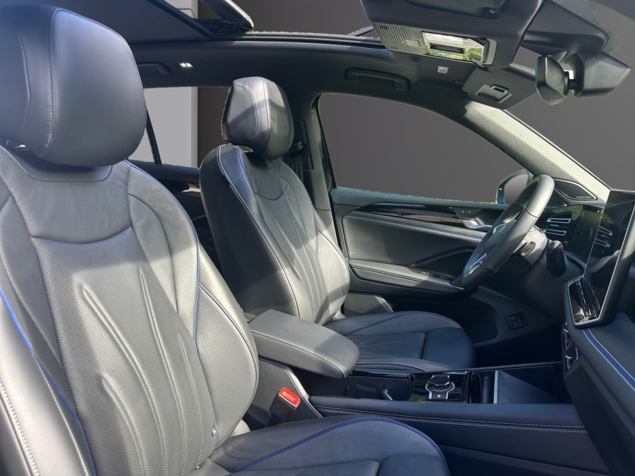 VOLKSWAGEN d'occasion TIGUAN 1.5 E-HYBRID 204 VW R LINE DSG de 2025