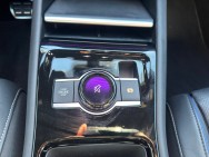 VOLKSWAGEN d'occasion TIGUAN 1.5 E-HYBRID 204 VW R LINE DSG de 2025